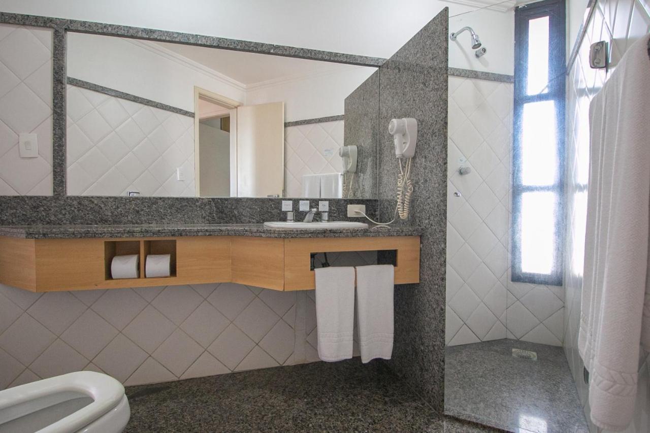 Flat Completo No Centro De Araxa - 901 Apartment Exterior photo